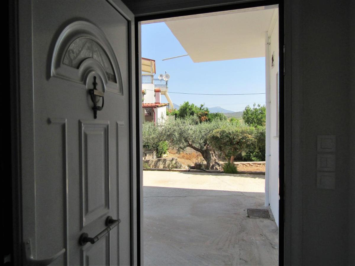 The Byzantine Wall House Isthmia Extérieur photo